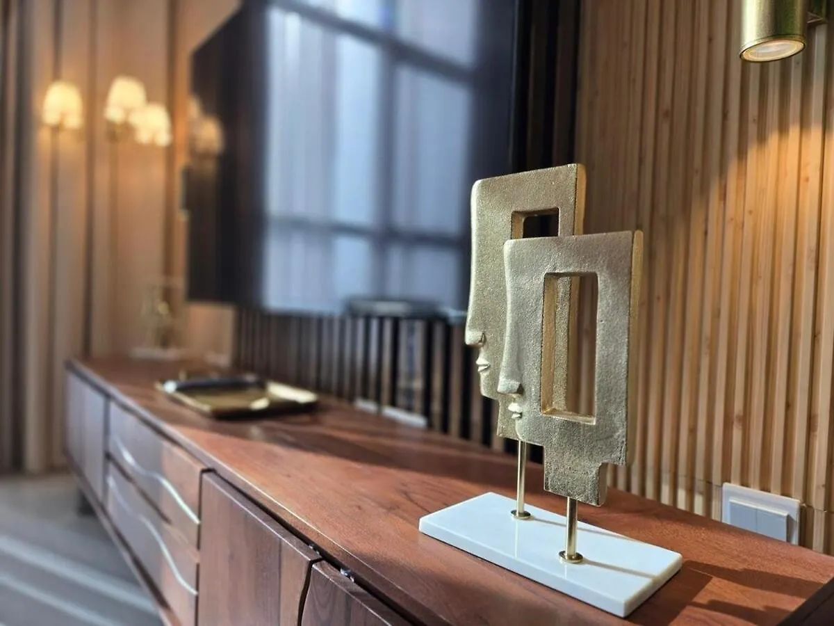 Private Apartment In Sharjah - 1Br Golden Sunset