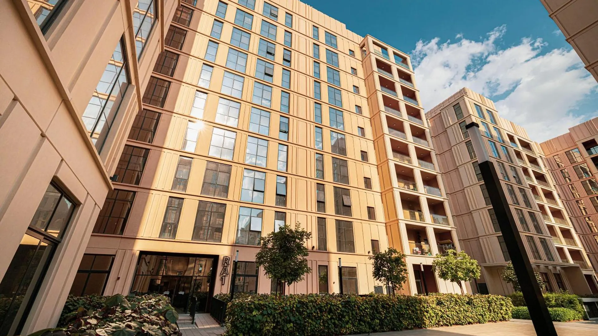 Private Apartment In Sharjah - 1Br Golden Sunset